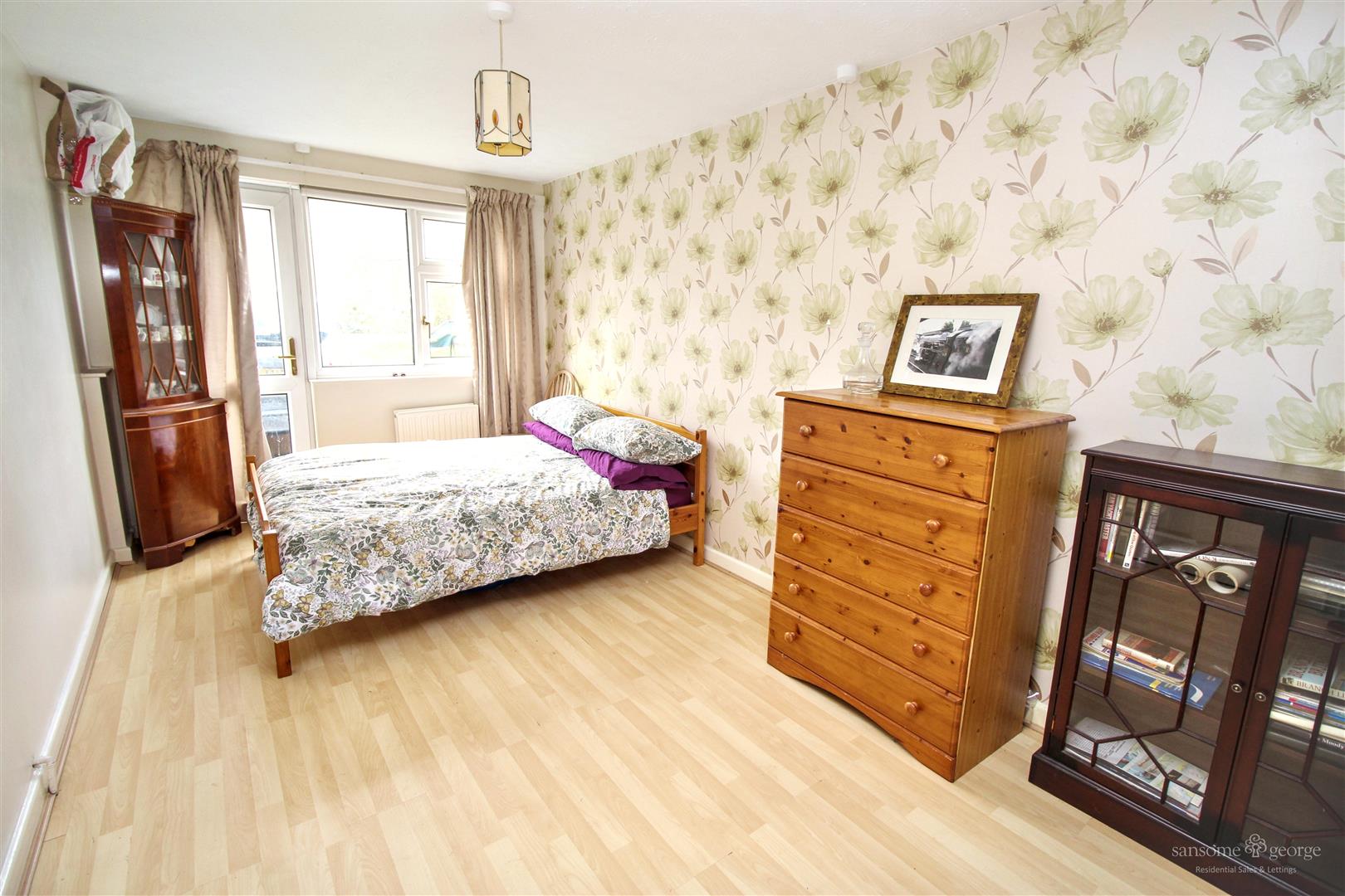 Marshall Close, Purley On Thames, Reading